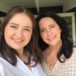 Meet your Posher, Annie